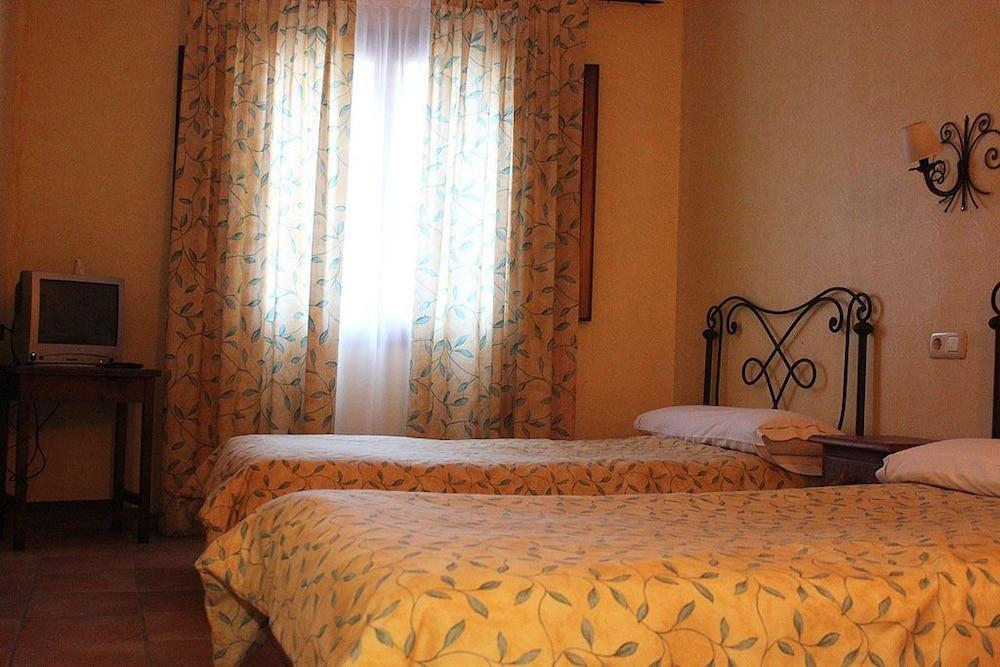Hotel Abadia Puebla de Arenoso 외부 사진